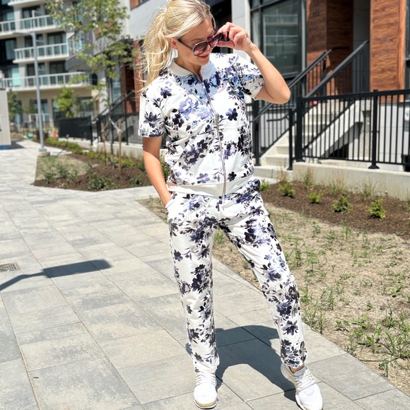 New Two pieces set for women NWT - Picture 1 of 3